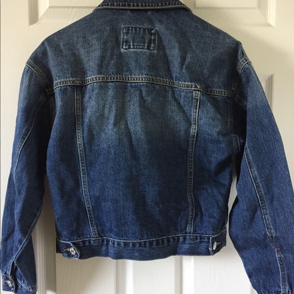 Jean jacket from Forever 21 - Picture 6 of 8